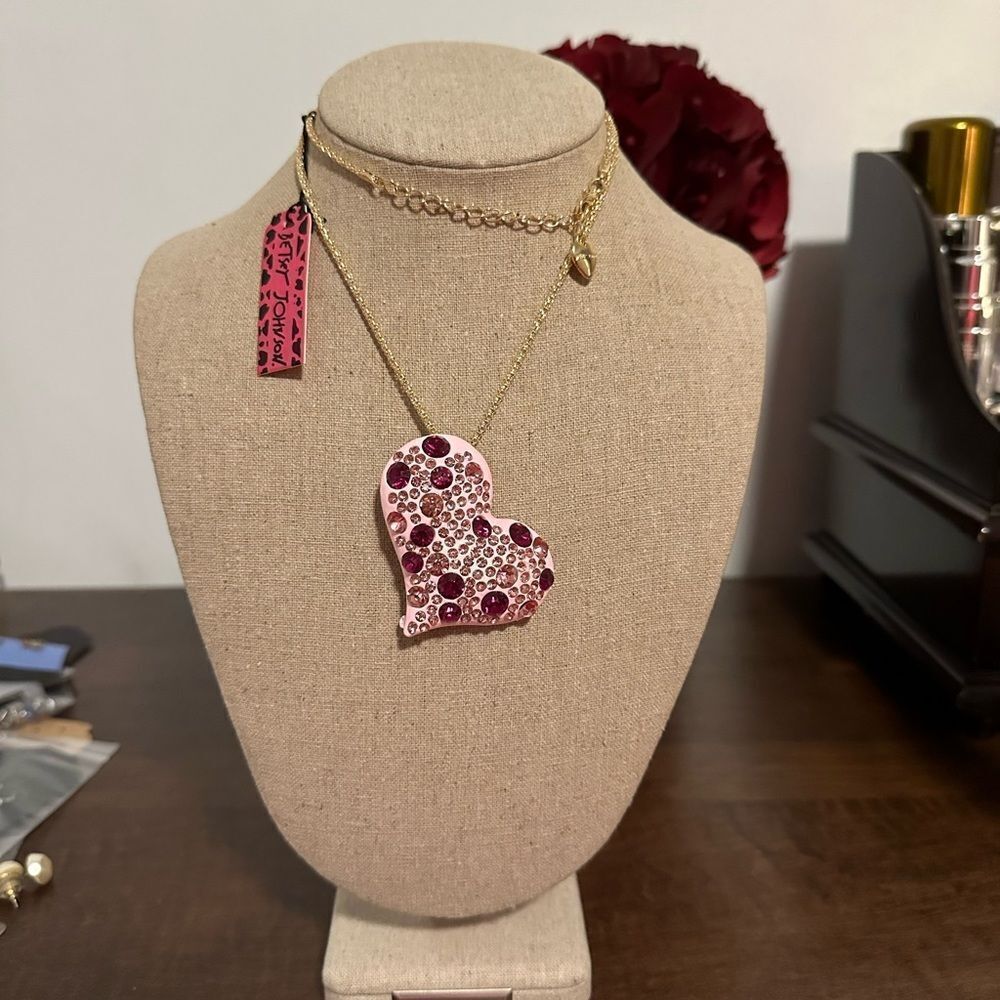🆕 Betsey Johnson Pink Bling Heart 27" Chain Necklace /Brooch